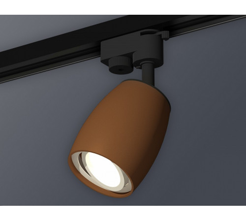 Трековый однофазный светильник Ambrella Light Track System XT1124001 (A2521, C1124, N7001)