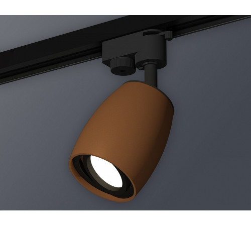 Трековый однофазный светильник Ambrella Light Track System XT1124002 (A2521, C1124, N7002)