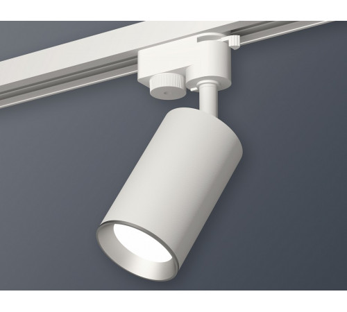 Трековый однофазный светильник Ambrella Light Track System XT6322004 (A2520, C6322, N6104)