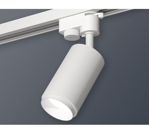 Трековый однофазный светильник Ambrella Light Track System XT6322040 (A2520, C6322, N6120)