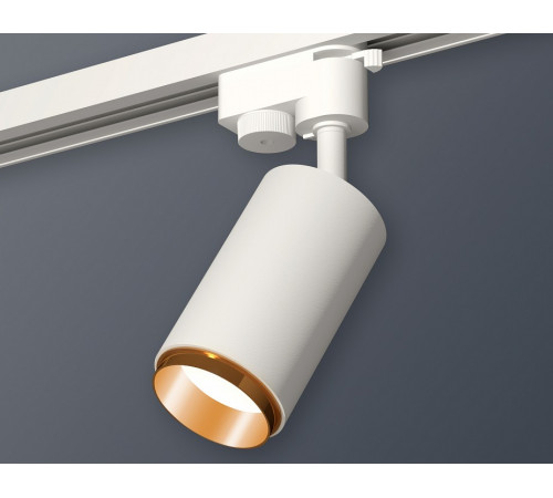 Трековый однофазный светильник Ambrella Light Track System XT6322044 (A2520, C6322, N6124)