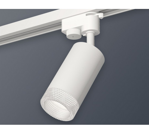 Трековый однофазный светильник Ambrella Light Track System XT6322080 (A2520, C6322, N6150)
