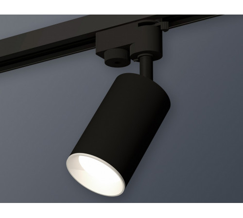 Трековый однофазный светильник Ambrella Light Track System XT6323001 (A2521, C6323, N6101)