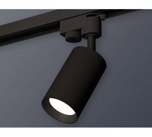 Трековый однофазный светильник Ambrella Light Track System XT6323002 (A2521, C6323, N6102)