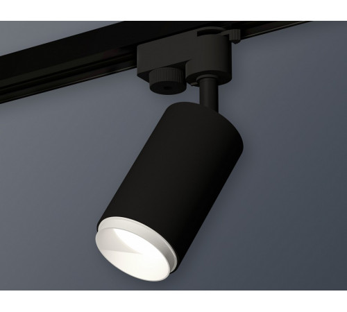 Трековый однофазный светильник Ambrella Light Track System XT6323040 (A2521, C6323, N6120)