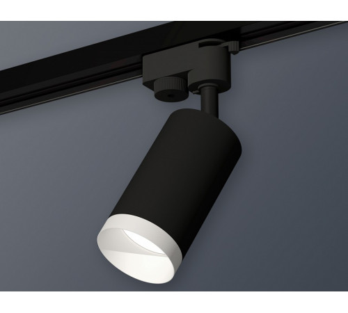 Трековый однофазный светильник Ambrella Light Track System XT6323060 (A2521, C6323, N6130)