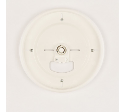 Потолочный светильник Arte Perfetto Luce Toscana LUX 3315.XM301-2-320/30W White TD Потолочный светильник Arte Perfetto Luce Toscana LUX 3315.XM301-2-320/30W White TD
