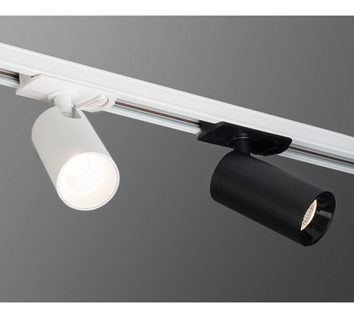 Светильник на шине ITALLINE TR 3006 white Светильник на шине ITALLINE TR 3006 white