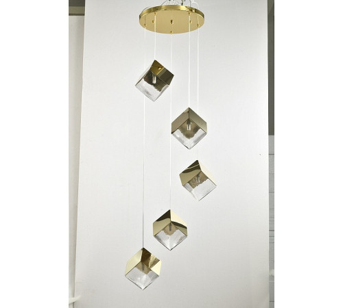 Подвесная люстра Zortes Ice cube ZRS.1005.05