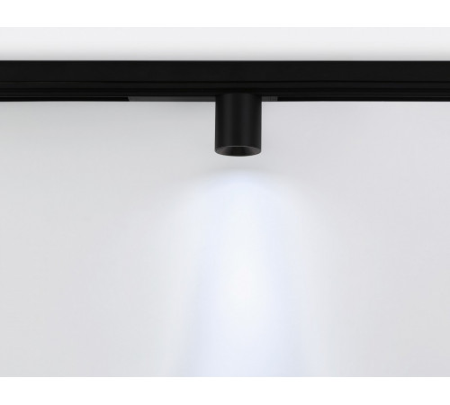 Трековый магнитный светильник Ambrella Light Magnetic 220V GL1242