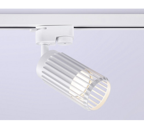 Трековый однофазный светильник Ambrella Light Track System GL5157 Трековый однофазный светильник Ambrella Light Track System GL5157