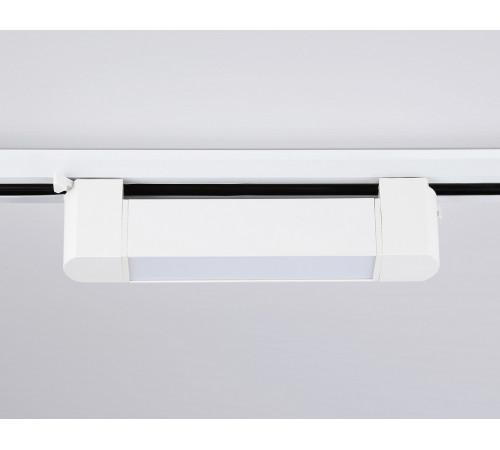 Трековый однофазный светильник Ambrella Light Track system GL6724