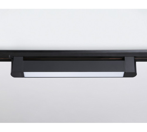 Трековый однофазный светильник Ambrella Light Track system GL6733