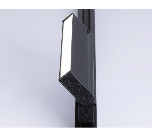 Трековый однофазный светильник Ambrella Light Track System GL6808
