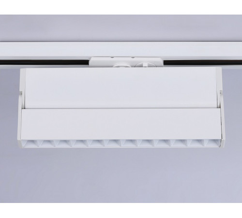 Трековый однофазный светильник Ambrella Light Track System GL6815