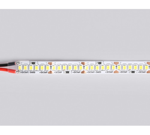 Светодиодная лента Ambrella Light LED Strip 24В 2835 22Вт/м 4500K 5м IP20 GS3502 Светодиодная лента Ambrella Light LED Strip 24В 2835 22Вт/м 4500K 5м IP20 GS3502