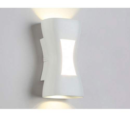 Уличный настенный светильни Ambrella Light Garden ST4527