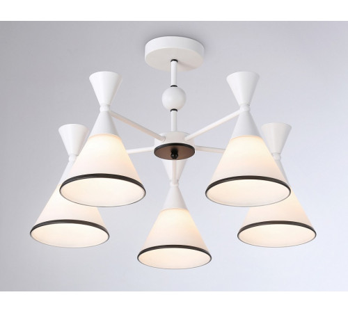 Люстра на штанге Ambrella Light Modern TR3165 Люстра на штанге Ambrella Light Modern TR3165