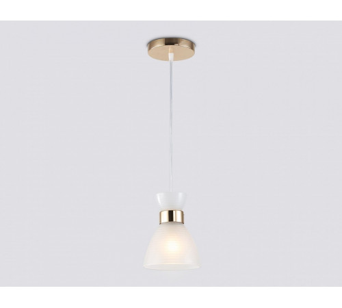 Подвесной светильник Ambrella Light Loft Traditional TR3401