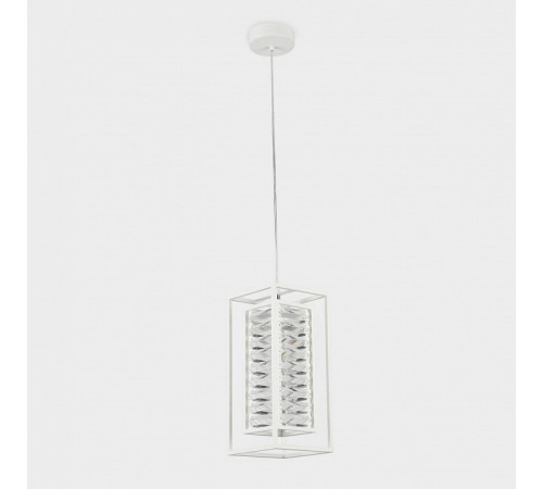 Подвесной светильник Ambrella Light Traditional TR5042 Подвесной светильник Ambrella Light Traditional TR5042