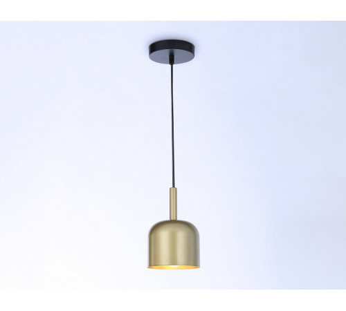 Подвесной светильник Ambrella Light Traditional TR97113