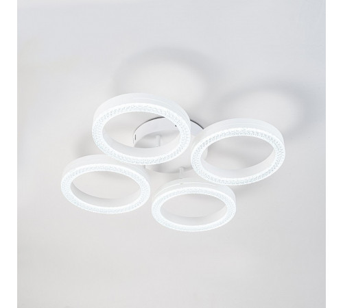 Потолочная люстра Escada Fianit 10282/4LED