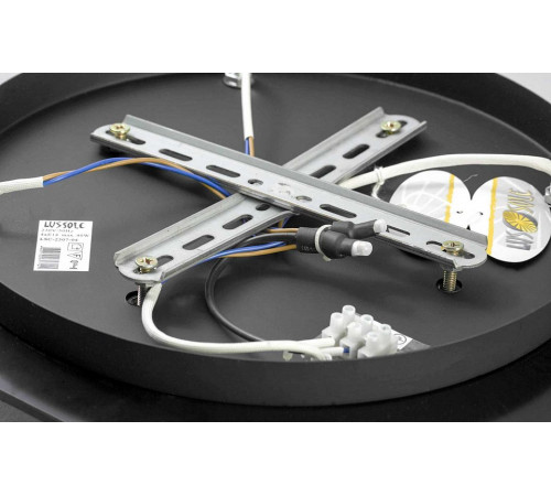 Потолочная люстра Lussole Lente GRLSC-2507-04 Потолочная люстра Lussole Lente GRLSC-2507-04