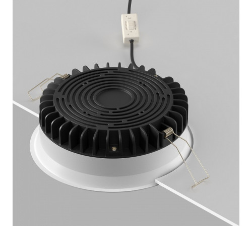 Встраиваемый светильник Maytoni Technical Downlight Okno DL055-18W3-4-6K-W Встраиваемый светильник Maytoni Technical Downlight Okno DL055-18W3-4-6K-W
