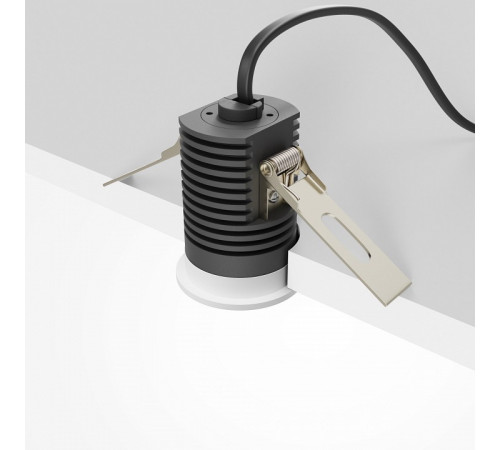 Встраиваемый светильник Maytoni Mini DL059-7W4K-W