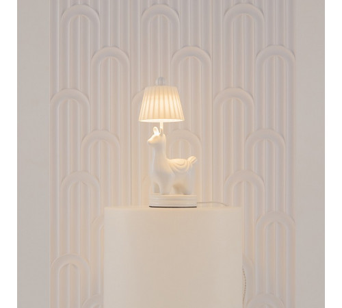 Настольная лампа Maytoni Senor alpaca MOD377TL-L5W3K