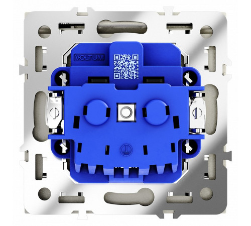 Розетка с защитными шторками и крышкой Voltum S70 VLS040304
