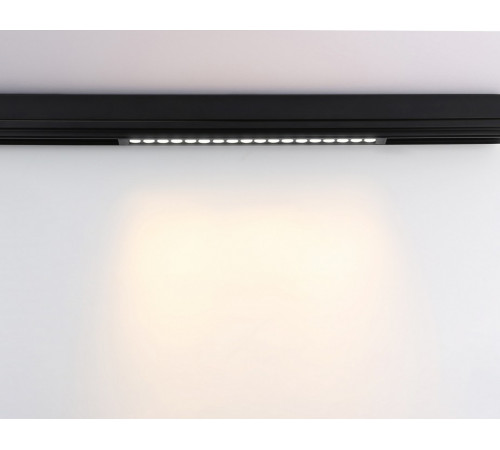 Трековый магнитный светильник Ambrella Light Magnetic 220V GL1312