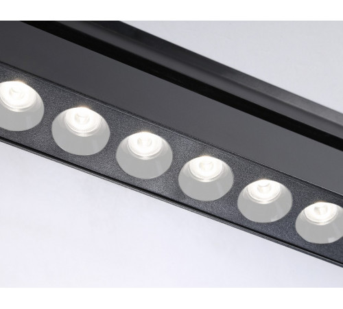 Трековый однофазный светильник Ambrella Light Track system GL6709 Трековый однофазный светильник Ambrella Light Track system GL6709