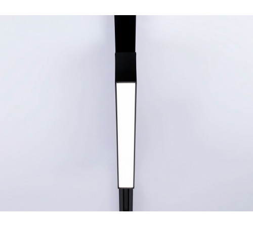 Трековый однофазный светильник Ambrella Light Track System GL6777