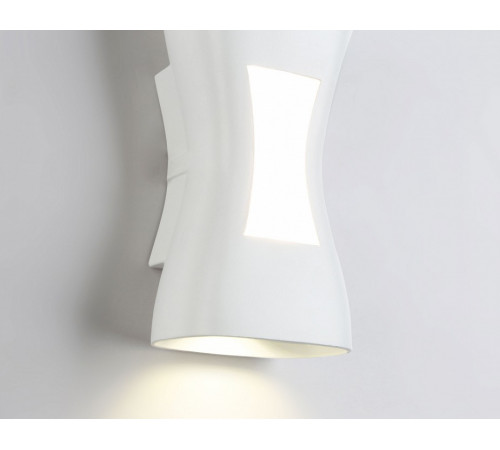 Уличный настенный светильни Ambrella Light Garden ST4527
