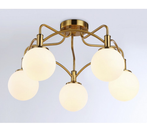 Потолочная люстра Ambrella Light Traditional TR3212