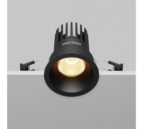 Встраиваемый светильник Maytoni Dip DL117-15W-2.7K-B