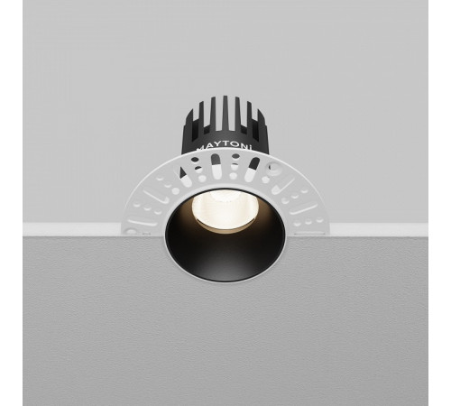Встраиваемый светильник Maytoni Dip DL119-10W-4K-TRS-B