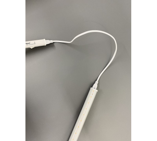 Провод Uniel UCX-PP3/L10-050 WHITE 1 POLYBAG UL-00008553 Провод Uniel UCX-PP3/L10-050 WHITE 1 POLYBAG UL-00008553