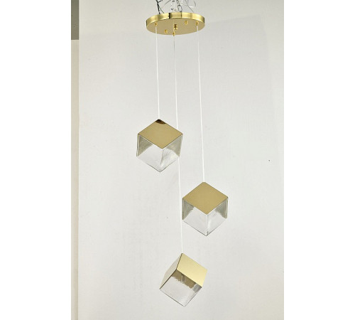 Подвесной светильник Zortes Ice cube ZRS.1005.03