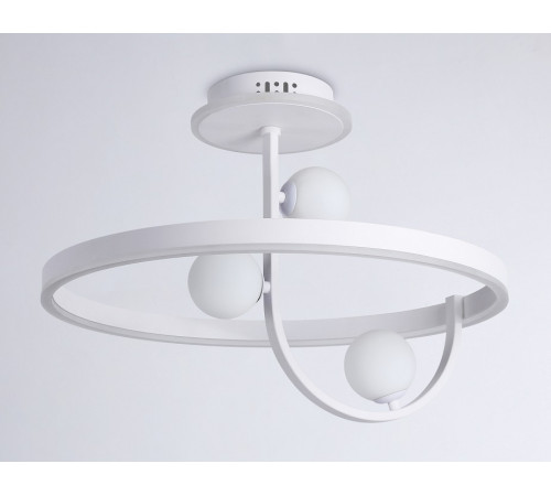 Люстра на штанге Ambrella Light Comfort LineTech FL66261 Люстра на штанге Ambrella Light Comfort LineTech FL66261