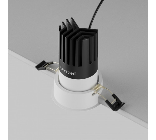 Встраиваемый светильник Maytoni Dip DL118-15W-4K-B