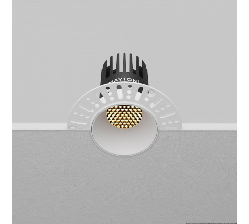 Встраиваемый светильник Maytoni Dip DL119-10W-2.7K-TRS-W Встраиваемый светильник Maytoni Dip DL119-10W-2.7K-TRS-W