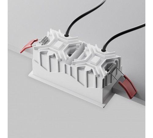 Встраиваемый светильник Maytoni Alfa Led Downlight DL043-02-10W3K-SQ-W-1 Встраиваемый светильник Maytoni Alfa Led Downlight DL043-02-10W3K-SQ-W-1
