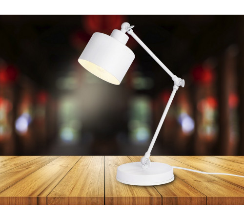 Настольная лампа Ambrella Light Traditional TR8152 УЦ Настольная лампа Ambrella Light Traditional TR8152 УЦ