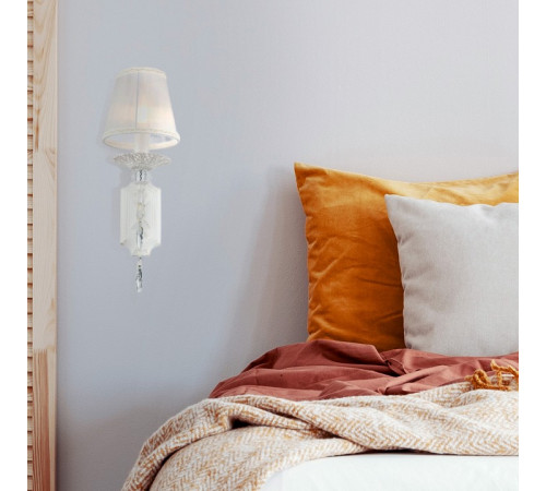 Бра Maytoni Grace ARM247-01-G