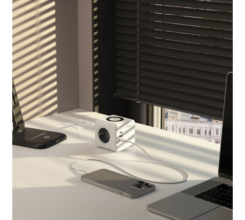 Розеточный блок 3-местный + 3 USB + беспроводная зарядка Werkel 4690389204265 W6513501 a066454